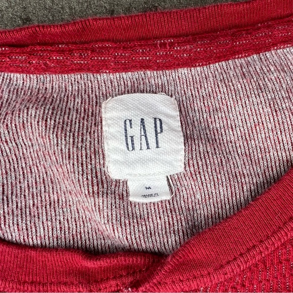 2 Tone Waffle Knit Thermal Henley Red and Light Grey 
Size Medium - Picture 3 of 6